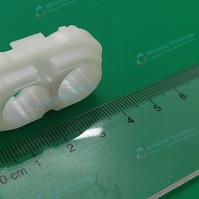 Обработка на заказ прототипов с помощью CNC из пластика HDPE, используемых для транспортных средств